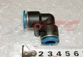 Фитинг (быстросъем) на трубки Г-образный (пласт. 12 мм.) (г-12)